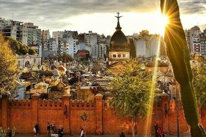 Las vistas al cementerio de Recoleta son un atractivo en la zona