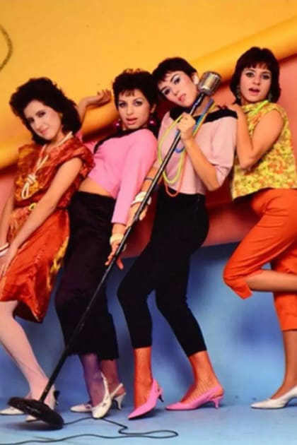 Las Viudas en el videoclip de "Bikini a lunares amarillos...", su exitosa versión de los 80 que provocó un boom durante la Primavera alfonsinista