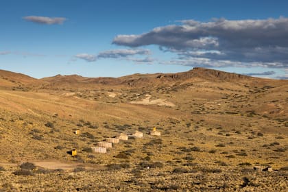 Las yurtas inmersas en el paisaje patagónico