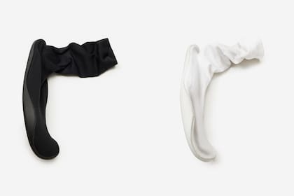 Las "zapatillas calcetas" causaron controversias en las redes (Foto Instagram @balenciaga)