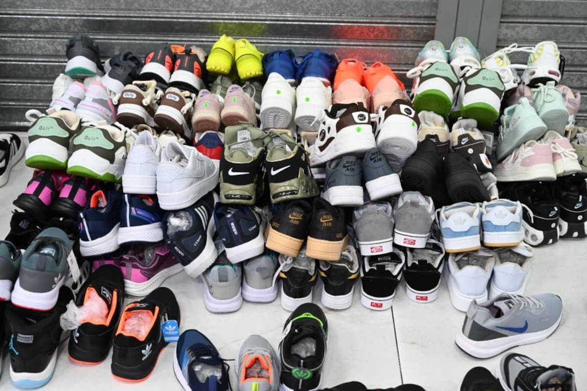 Las zapatillas de contrabando secuestradas en Retiro están valuadas en más de 160 millones de pesos