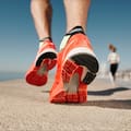 Los podólogos coinciden en que el peso puede reducir la vida útil de unos tenis en apenas 200 millas