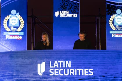 Latin Securities, premiada por la revista Global Banking & Finance Review.