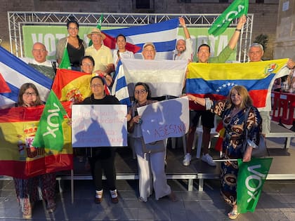 Latinos simpatizantes de Vox