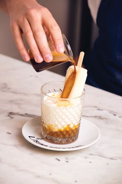 Latte frío con helado