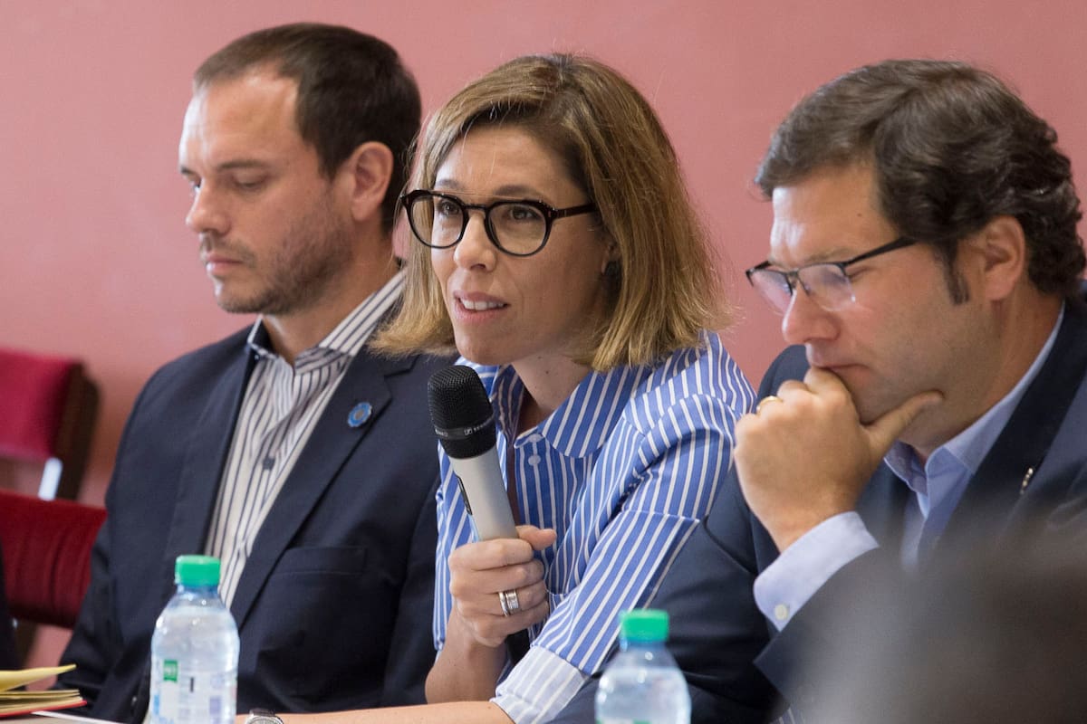 Laura Alonso encabezó el debate