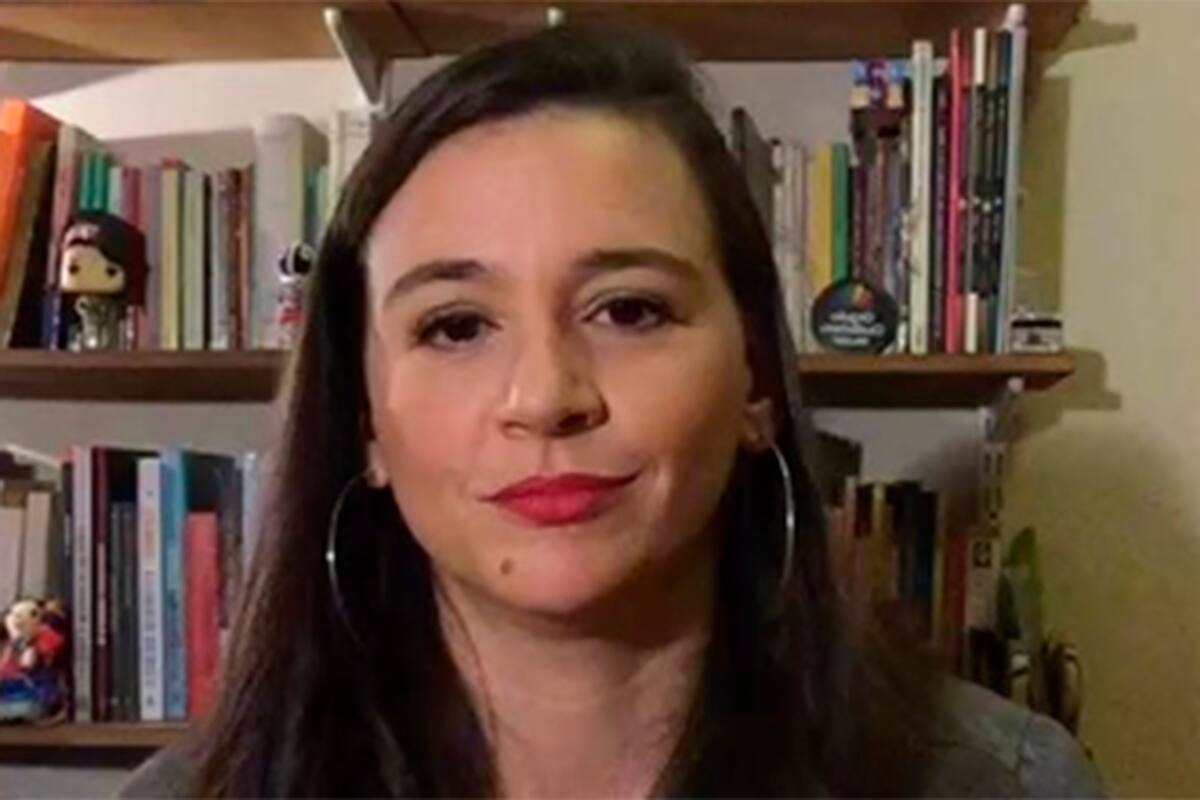 Laura Azcurra: "Los actores estamos sin trabajar, pero la gente está en su casa viendo nuestros trabajos"