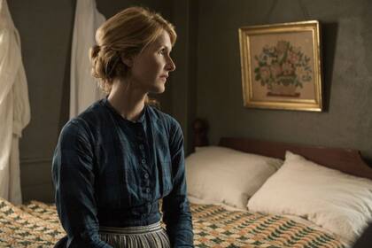 Laura Dern como la entrañable Marmee, la mamá de las hermanas protagonistas