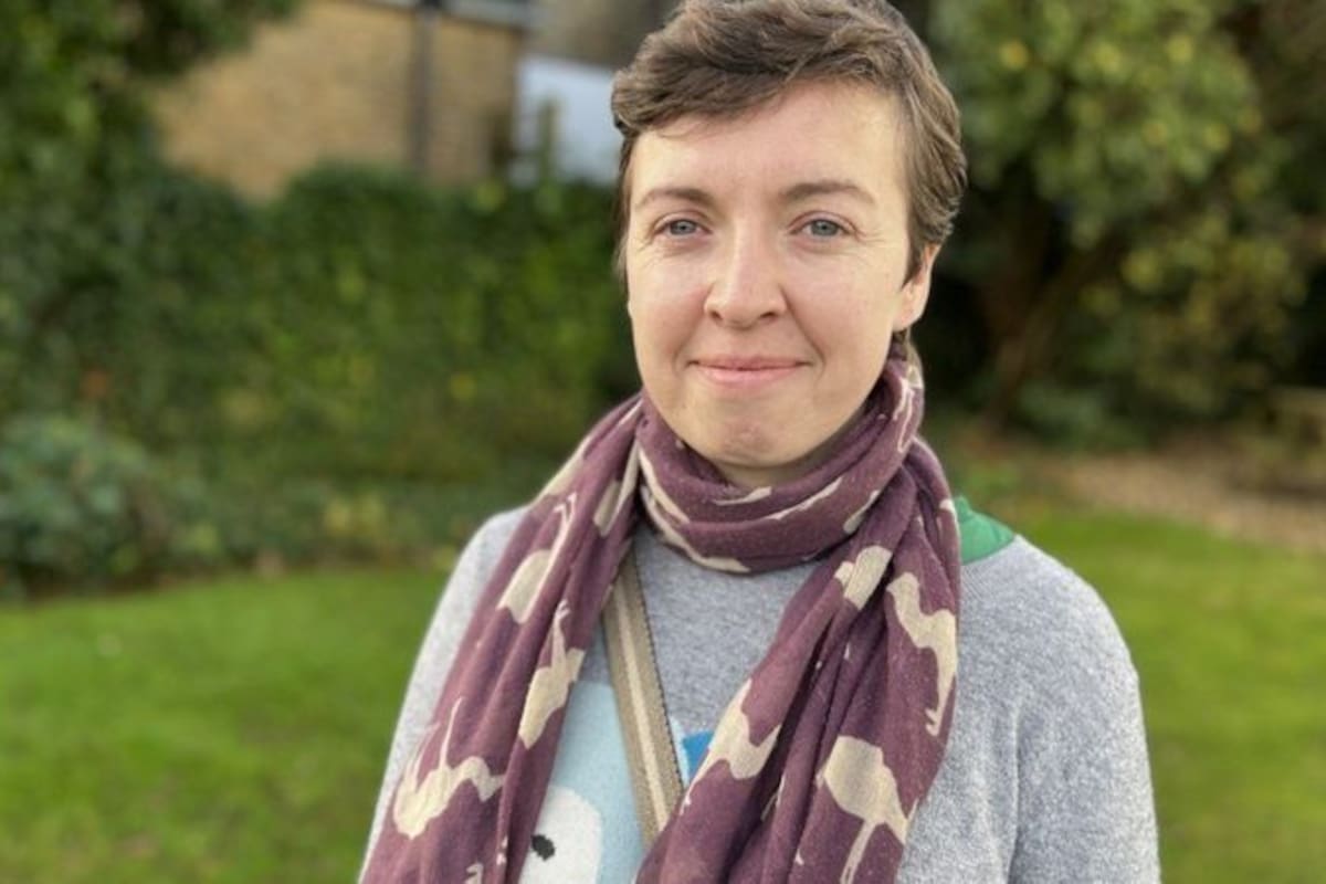 Laura entró en un hospital y le preguntó a una recepcionista si querían uno de sus riñones