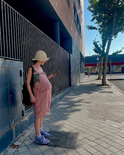 Laura Laprida compartió imágenes del nacimiento de su hijo (Foto: Instagram @lulilapri)