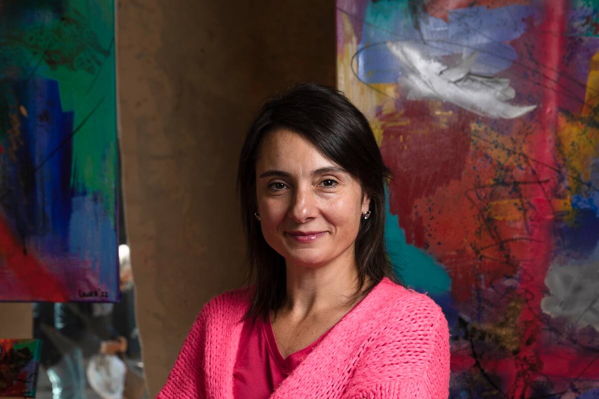 Laura Notari dejó su carrera de contadora para dedicarse al arte