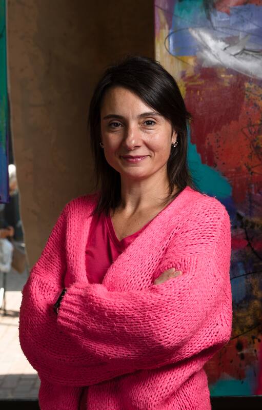 Laura Notari dejó su carrera de contadora para dedicarse al arte