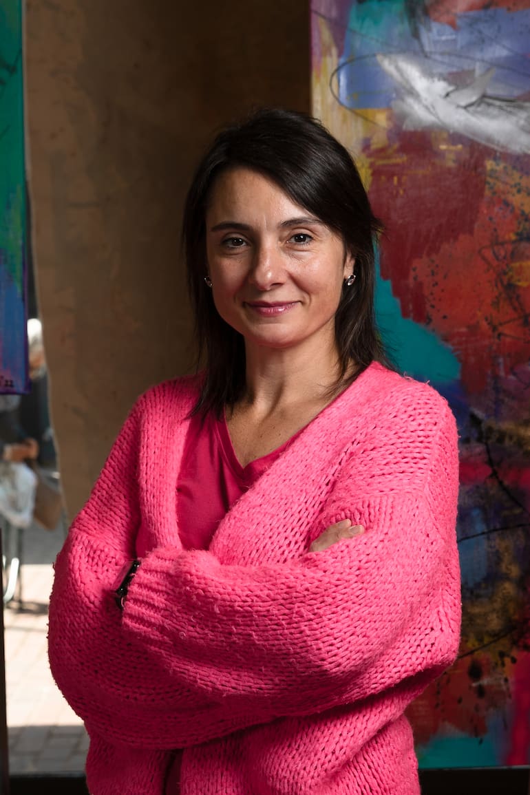 Laura Notari dejó su carrera de contadora para dedicarse al arte