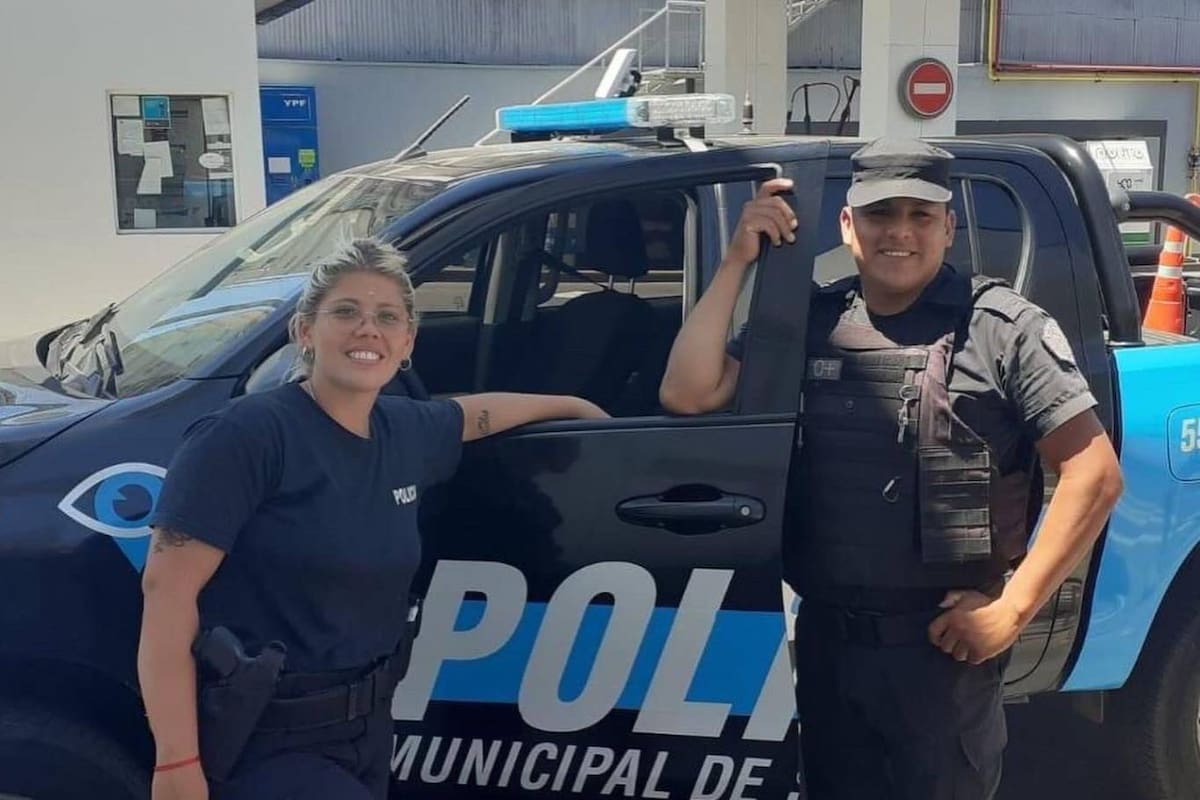 Laura Pagani y Diego Villegas Carrizo, los policías que salvaron la vida a la beba de un año y tres meses el domingo pasado en San Miguel