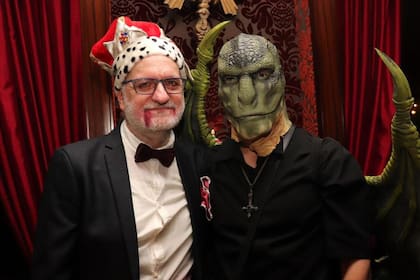 Laurencio Adot junto a su pareja, el actor Damián Romero
