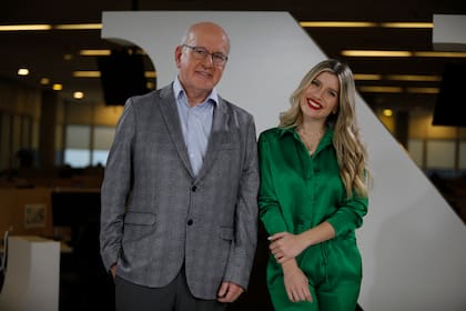 Laurita Fernández con Pablo Sirvén en el ciclo de LA NACION + cerca protagonistas