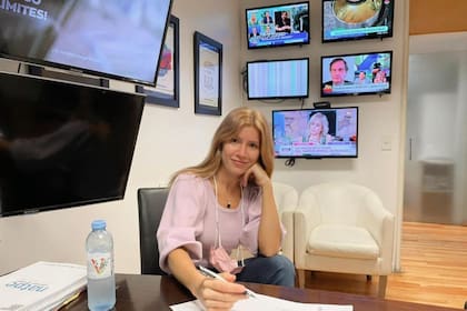 Laurita Fernández firmó contrato con Kuarzo para la realización de un reality para eltrece