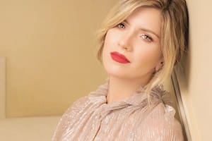 Laurita Fernández volvió a su rubio natural y lo mostró en redes