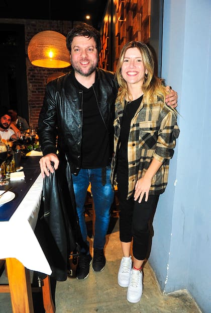 Laurita Fernández y Guido Kaczka celebraron las 500 emisiones de Bienvenidos a bordo