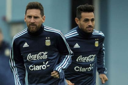 Lautaro Acosta, uno de los que jugó con Sampaoli pero perdió terreno