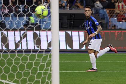 Lautaro Martínez es el capitán de Inter, por lo que si hay consagración de los italianos, levantará 'la Orejona'