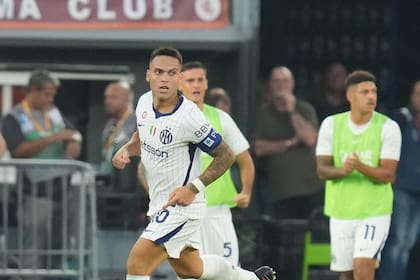 Lautaro Martínez marcó los dos goles de Inter de Milán ante Roma por la Serie A