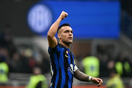 Lautaro Martínez y un festejo con la camiseta de Inter en el fútbol italiano: según la IFFHS, la Serie A es la mejor liga del mundo
