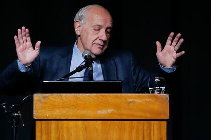 Lavagna sobre el acuerdo de Cambiemos y el PJ: “No hay que jugar con las expectativas de la gente”