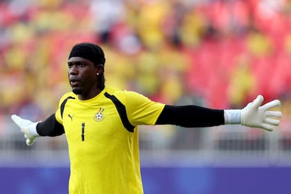 Lawrence Ati-Zigi tuvo una gran Copa del Mundo y recibió apenas tres goles en cuatro partidos