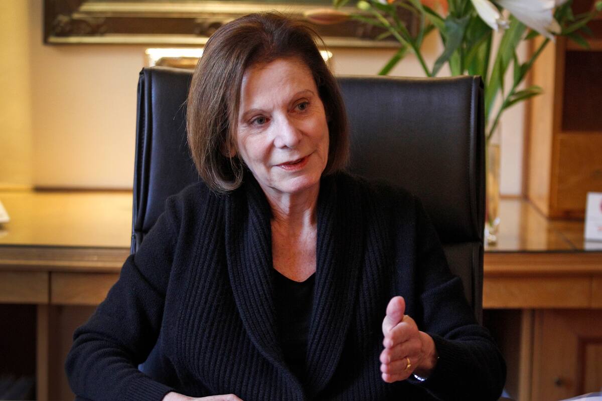 Le cuestionan a Weinberg que no sea experta en derecho penal; muchos aspiraban a quedarse con el puesto