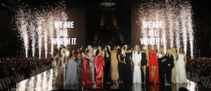 Luisana Lopilato llevó la belleza argentina a una de las pasarelas más importantes de París