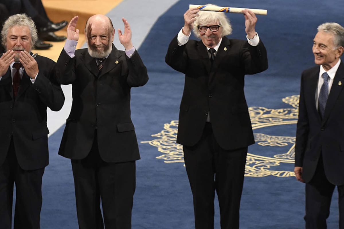 Le Luthiers recibieron el premio Princesa de Asturias de mano de los reyes de España