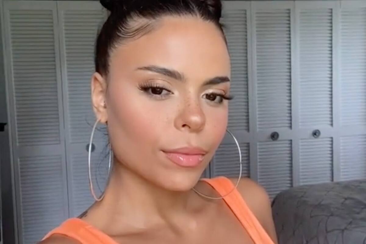 Le negaron el acceso a Disney a una mujer por no cumplir con el código de vestimenta