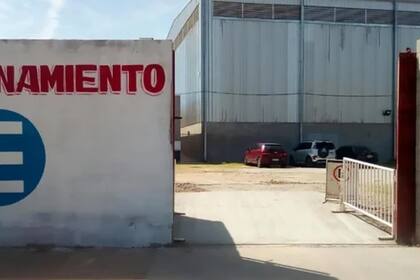 Le robaron diez millones de pesos al secretario de Deportivo Morón en el estacionamiento del club (Gentileza: Primer Plano)