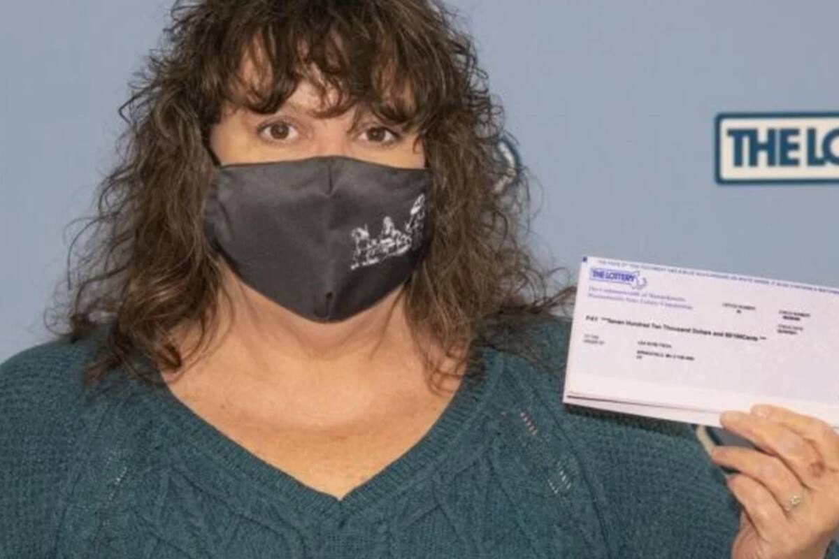 Lea Rose Fiega cobró la totalidad del premio y aseguró que le dará un porcentaje a los dueños del local donde lo compró