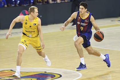 La versatilidad permite a Leandro Bolmaro ser base, escolta o alero; el cordobés de 20 años continuará una temporada en Barcelona antes de pasar efectivamente a Minnesota Timberwolves.