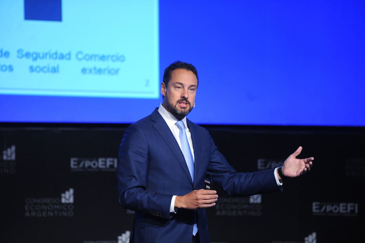 Leandro Cuccioli, titular de la AFIP, anteayer, durante la Expo EFI