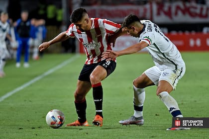 Leandro Díaz, autor del gol de Estudiantes ante Vélez