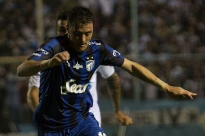 Leandro González, de Atlético Tucumán