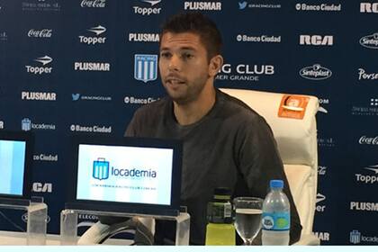 Leandro Grimi valoró que Racing sigue dependiendo de sí mismo