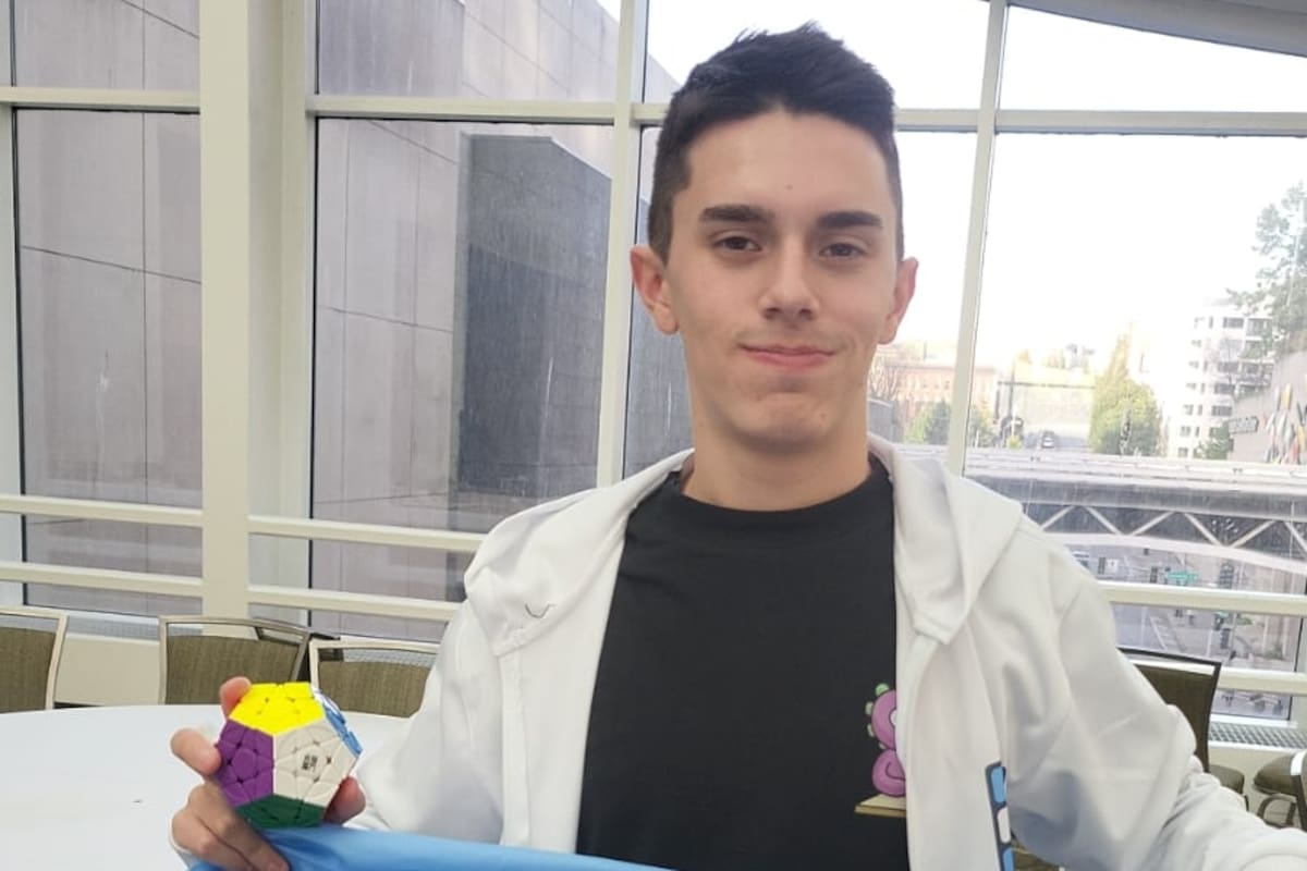 Leandro López logró la medalla de oro en la categoría Megaminx