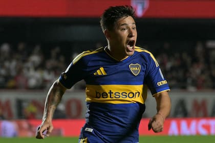 Leandro Lozano y un gol para el recuerdo; gracias a él, Boca pasó a las semifinales de la Sudamericana