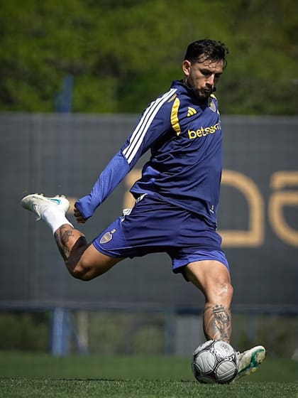 Leandro Paredes, capitán y referente de Boca