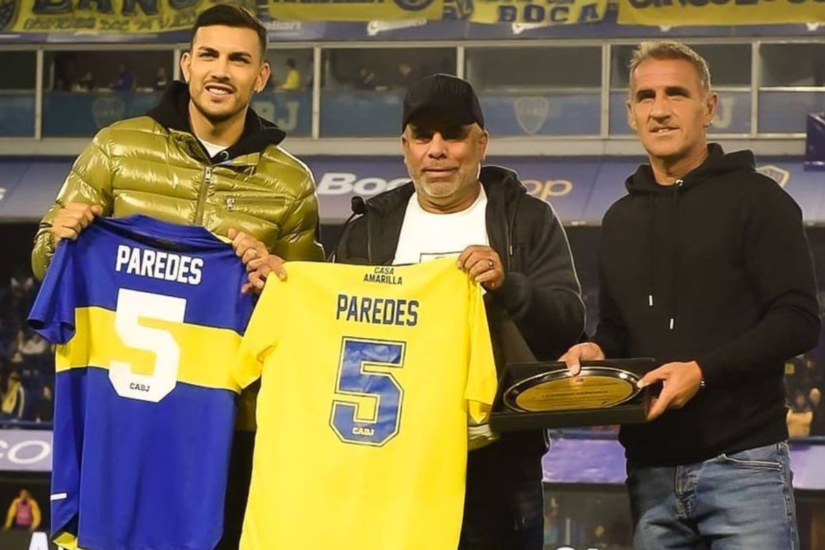 Leandro Paredes, Mauricio Serna y Raúl Cascini