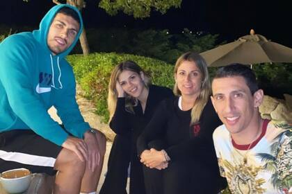 Leandro Paredes y Ángel Di María son grandes amigos también afuera de la cancha