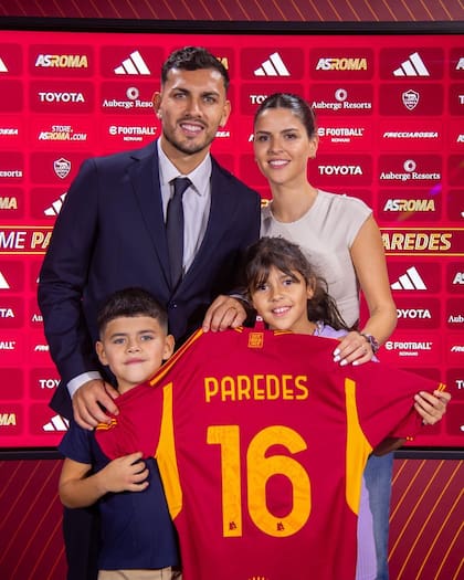 Leandro Paredes y Camila Galante están juntos hace más de 15 años y tienen dos hijos, Giovanni y Victoria