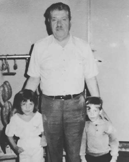 Leandro Piazzoni, abuelo de Martín, quien adquirió el histórico bar 9 de Julio en 1956.