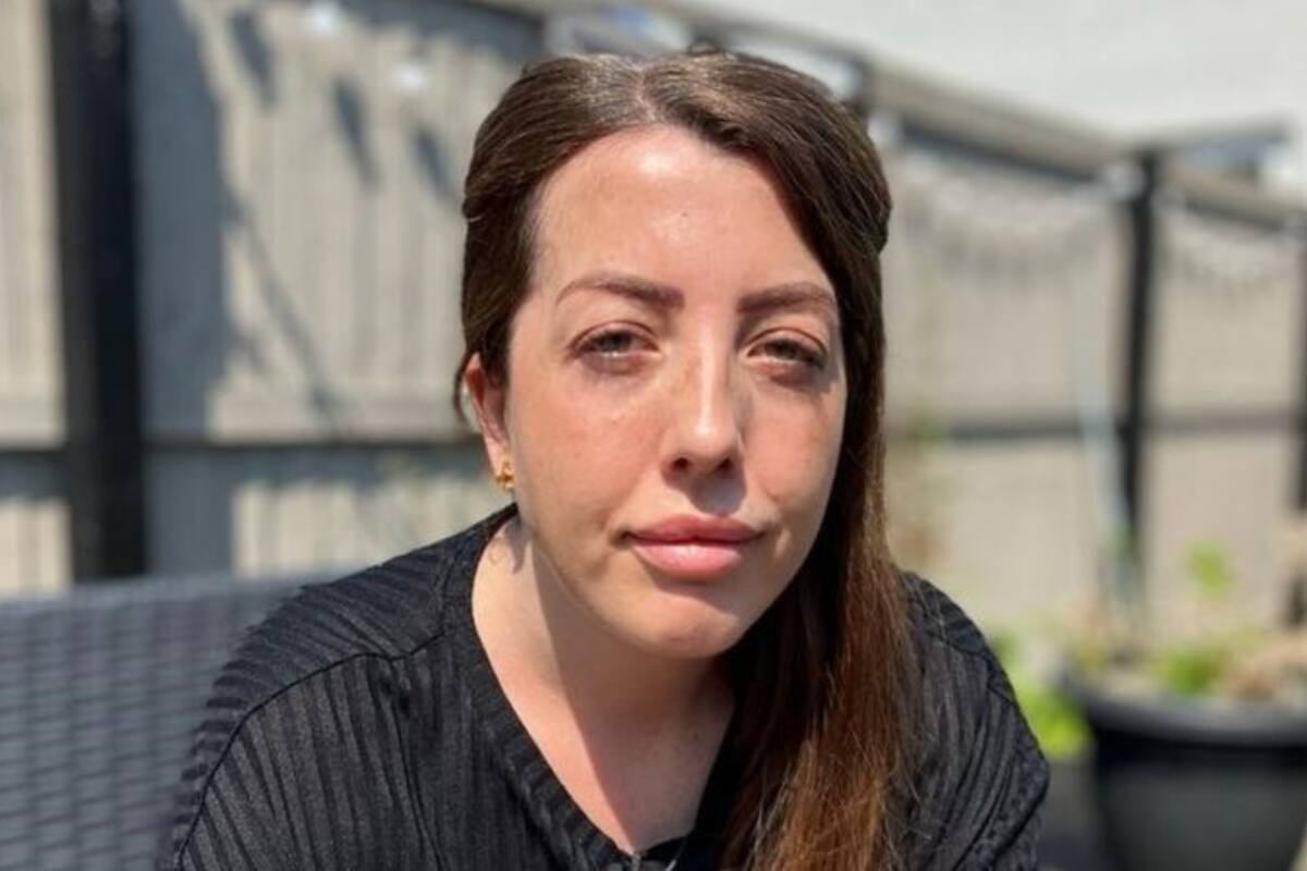 Leann Sutherland vive con dolor constante por una cirugía que no salió como esperaba