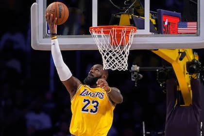 LeBron James continuará en los Lakers, al menos, una temporada más
