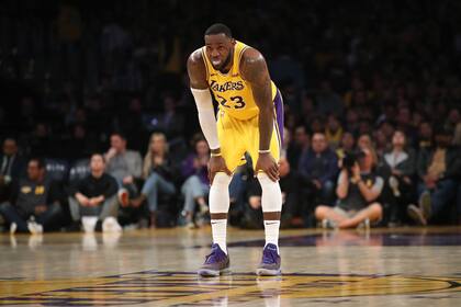 LeBron James dio marcha atrás y aceptará jugar sin publico si así lo dispone la NBA